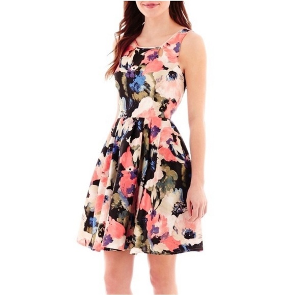 Danny & Nicole Floral Fit & Flare Dress 16 Round Neck Wedding Guest Garden Party - Picture 1 of 14